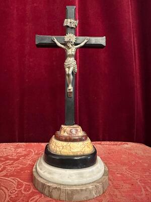 Altar - Cross en Wood / Marble / Zinc, Belgium  19 th century