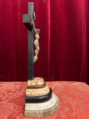 Altar - Cross en Wood / Marble / Zinc, Belgium  19 th century