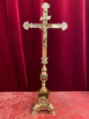1  Altar - Cross