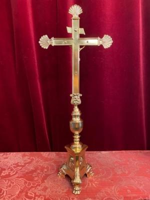 1  Altar - Cross