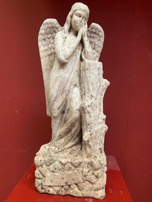 Angel Carrara Marble en Carrara Marble, Belgium 19th century