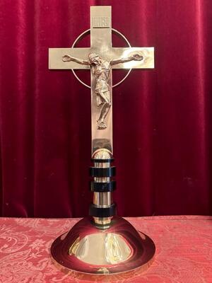 Altar - Cross style art - deco en Brass / Bronze / Polished and Varnished / Ebony Wood, Belgium  20 th century ( Anno 1930 )