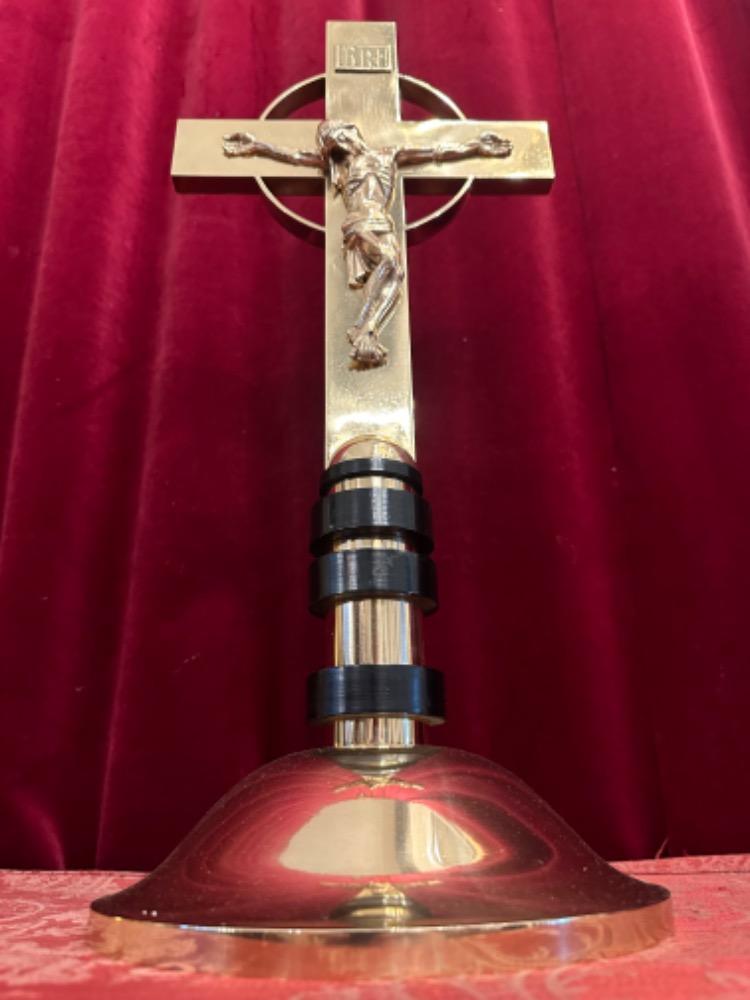 1 art - deco Altar - Cross