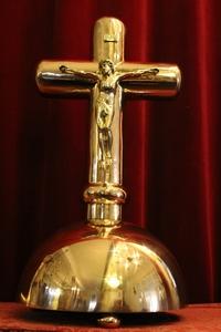 Altar - Cross. Weight 17 Kgs ! style ART - DECO en Full - Bronze - Polished and Varnished., Belgium 20th century (Anno 1930)