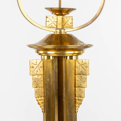 Sanctuary Lamp Signed : Vandenhoute Anderlecht. style art - deco en Bronze, Belgium 20 th century ( Anno 1930 )