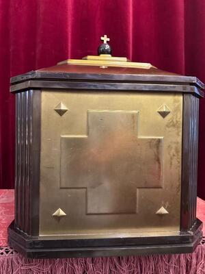 Tabernacle style art - deco en Brass, Netherlands  20 th century ( Anno 1930 )