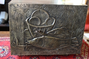 Tabernacle / Safe. Weight 30 Kgs. With Original Key. style ART - DECO en Steel / Bronze, Belgium 20th century