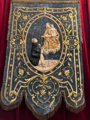 Banner en Fully Hand - Embroidery / Brocade / Fabrics / Partly Hand - Painted, Belgium  19 th century ( Anno 1850 )
