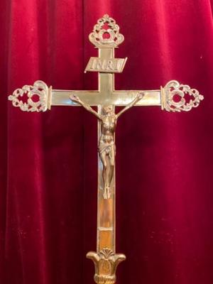 Altar - Cross style Baroque en Brass / Bronze / Polished and Varnished, France 18 th century