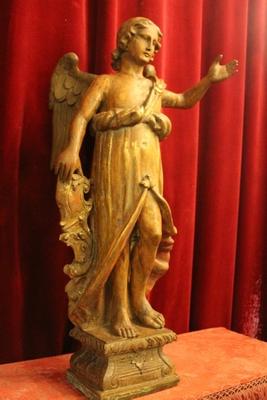 Angel  style Baroque en hand-carved wood , Belgium 18 th century