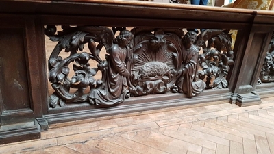 Communion Rail  style Baroque en hand-carved wood , Belgium 20th century