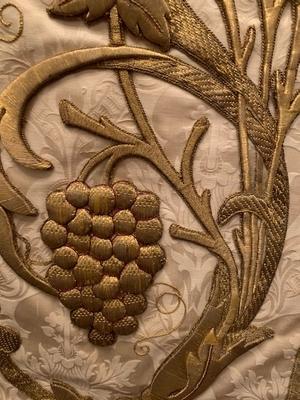 Exceptional Cope style Baroque en hand embroidered, Belgium