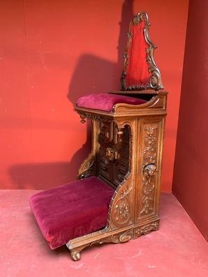 Kneeler Completely & Professionally Refit According To The Traditional Methods And With Original Materials. style Baroque en Oak wood / Red Velvet, Belgium 18 th century