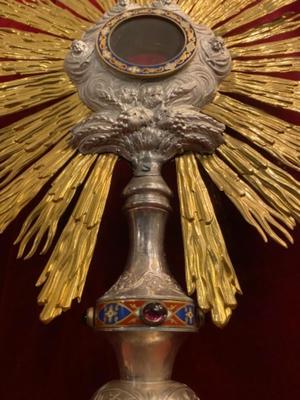 Monstrance style Baroque en Brass / Silver Plated / Enamel / Stones, France 19 th century ( Anno 1865 )
