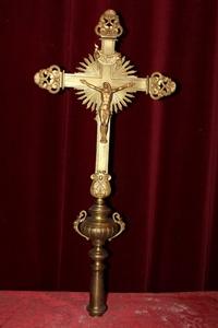 Processional - Cross. Double Sided style baroque en Bronze / Gilt, Belgium 19th century