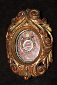 Reliquary style baroque en wood polychrome, France 18 th century