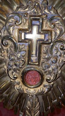 Reliquary – Relic Of The True Cross With Original Documentation / Base Restored  style Baroque en Brass / Gilt, Austria 18TH CENTURY (1770)