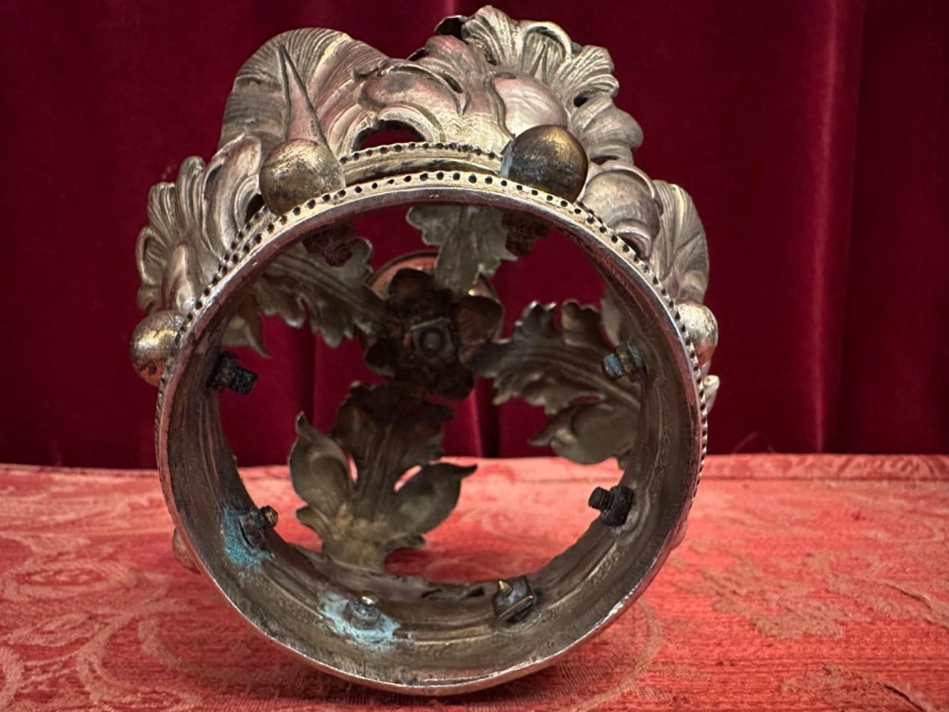 1 Baroque - Style Crown