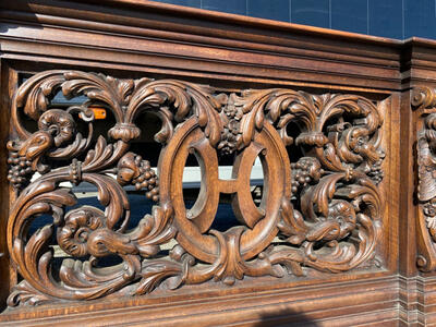 Exceptional Double Sided Communion Rail In 2 Pieces style Baroque - Style en Oak wood, Belgium  19 th century