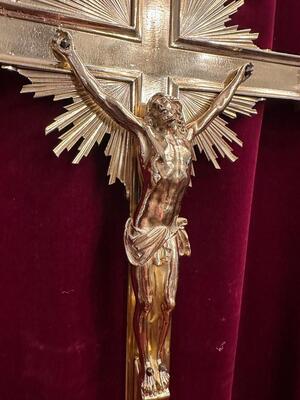 Exceptional Processional Cross style Baroque - Style en Bronze / Polished and Varnished, France 19 th century ( Anno 1851 )