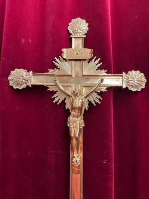 Exceptional Processional Cross style Baroque - Style en Bronze / Polished and Varnished, France 19 th century ( Anno 1851 )