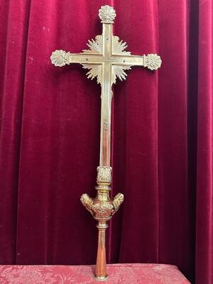 Exceptional Processional Cross style Baroque - Style en Bronze / Polished and Varnished, France 19 th century ( Anno 1851 )