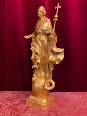 Madonna Immaculata Sculpture style BAROQUE-STYLE en Carved Wood Gilt, Southern Germany 20th Century