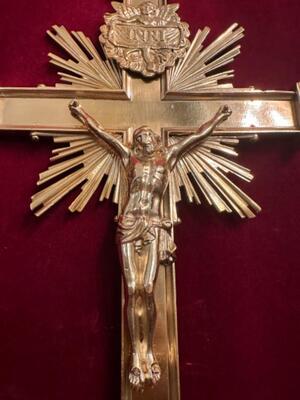 Processional Cross style Baroque - Style en Bronze / Polished and Varnished, Belgium  19 th century ( Anno 1865 )