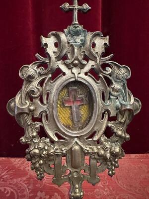 Reliquary - Relic True Cross  style Baroque - Style en Bronze Silver Plated / Rock Crystal / Silver Filigree / Originally Sealed, France 19 th century ( Anno 1845 )