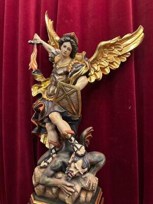 Sculpture St. Michael  style Baroque - Style en Hand - Carved Wood / Partly Gilt, Southern Germany 20 th century