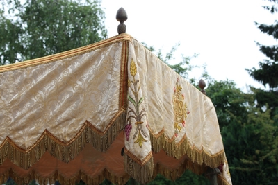 1  Canopy In Good Condition / Hand-Embroidered Applications / Closed Deck / Dutch Anno About 1925. Pictured Poles Are Not Included .