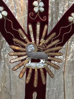 Chasuble en hand embroidered, Belgium 19th century