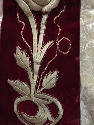 Chasuble en hand embroidered, Belgium 19th century