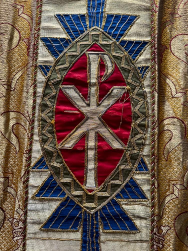 1  Chasuble