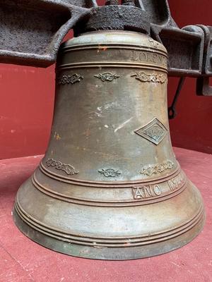 Church Bell Weight 115 Kgs en Bronze / Cast Iron , Italy  20 th century