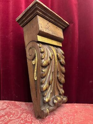 Architectural Ornament / Hanging Pedestal style Classicistic en Wood Oak, Belgium  19 th century ( Anno 1865 )