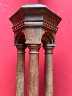 1 Classicistic Statue Stand