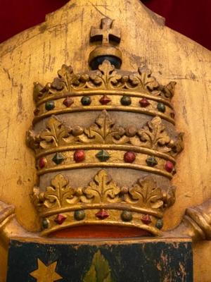 Double Sided Procession - Shield en Hand Carved Wood Painted, Belgium 19 th century