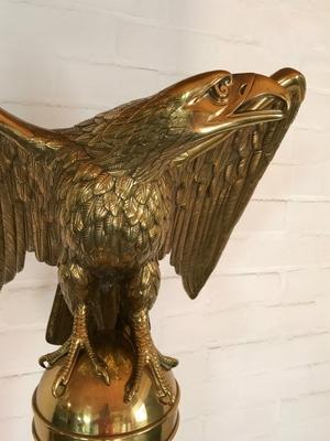 Eagle Lectern Higher Price Range. Weight 200 Kgs ! en Bronze / Gilt, England 19th century