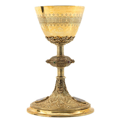 Chalice With Original Paten. By : Bourdon Gent Belgium style Gothic  en Silver Cuppa / Gilt / Stones / Enamel, Gent - Belgium 19th century