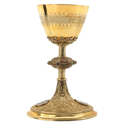 Chalice With Original Paten. By : Bourdon Gent Belgium style Gothic  en Silver Cuppa / Gilt / Stones / Enamel, Gent - Belgium 19th century