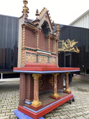 Ostensorium-Altar / Reliquary-Altar style Gothic en Wood Polychrome, Dutch 19 th century