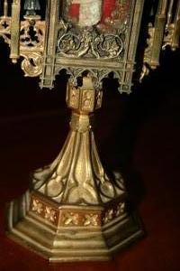 Reliquary style gothic en bronze, netherlands 19th century