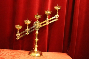 Adjustable Candle Stick style Gothic - style en Brass / Bronze / Polished and Varnished, Flemish 19th century