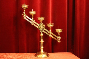 Adjustable Candle Stick style Gothic - style en Brass / Bronze / Polished and Varnished, Flemish 19th century