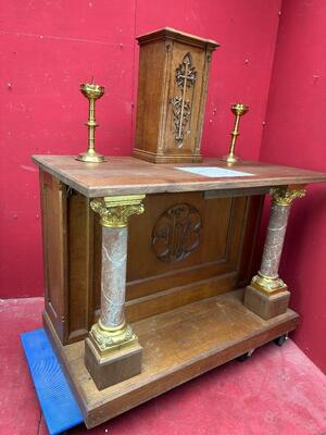 1 Gothic - style Altar