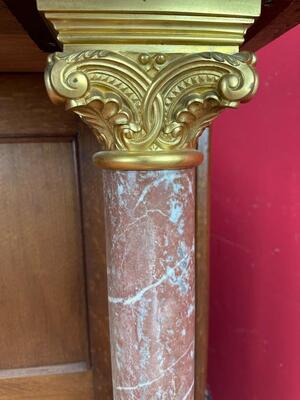 1 Gothic - style Altar