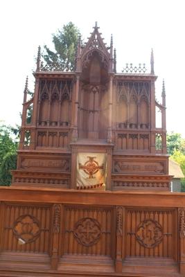 Altar  style Gothic - style en Oak wood, Belgium 19th century (1870)