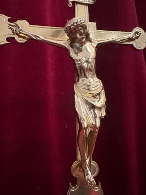 Altar - Cross. style Gothic - Style en Bronze / Polished and Varnished, Belgium  19 th century ( Anno 1885 )