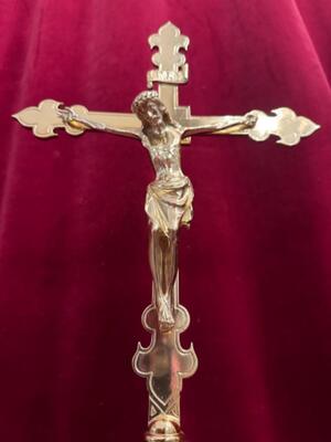 Altar - Cross. style Gothic - Style en Bronze / Polished and Varnished, Belgium  19 th century ( Anno 1885 )